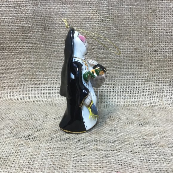 Vintage Nun Ornament Sister Maria Green Thumb, Signed, w/Orig. Tags, Hand Painte - Picture 5 of 6